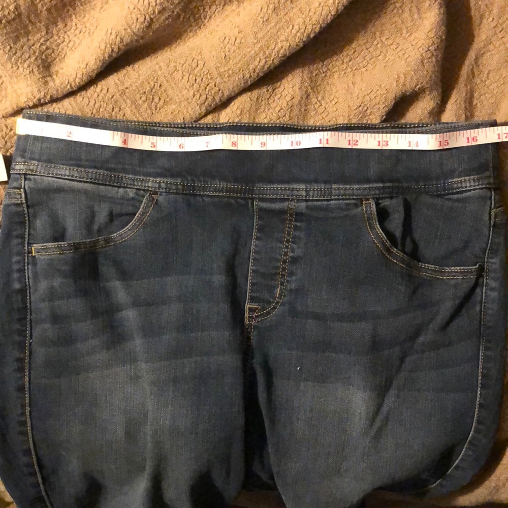 Torrid Lean Jean Skinny Crop SZ 0S/12